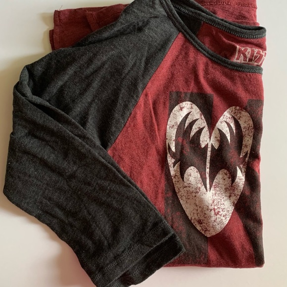 Screen printed KISS long sleeve baseball tee💋 - Picture 4 of 4